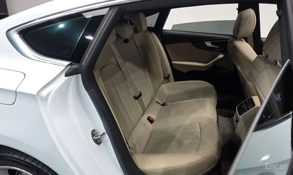 Фото 11 - Audi A5