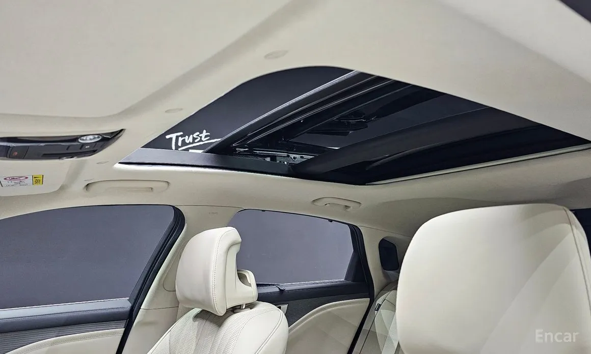 Фото 17 - Kia K8