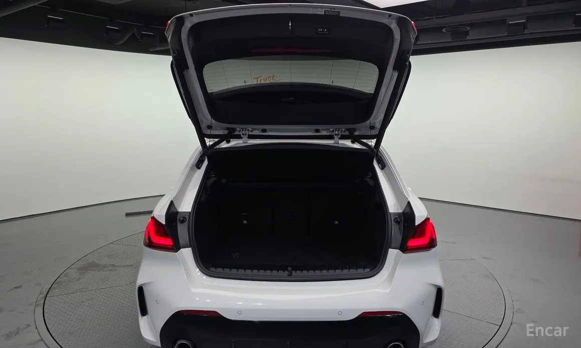 Фото 20 - BMW 1 Series