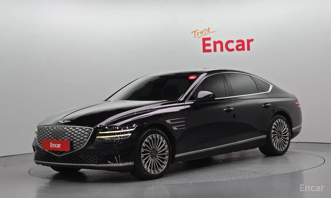 Фото 1 - Genesis G80