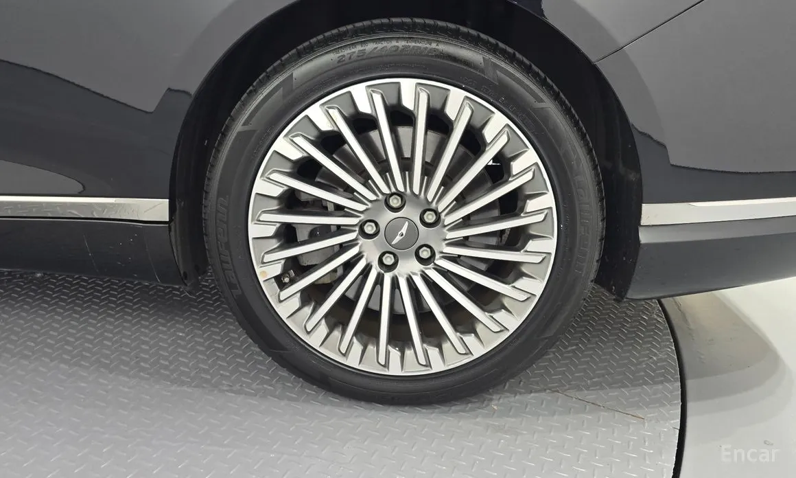 Фото 5 - Genesis G80