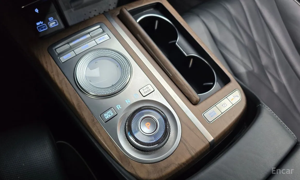 Фото 9 - Genesis G80