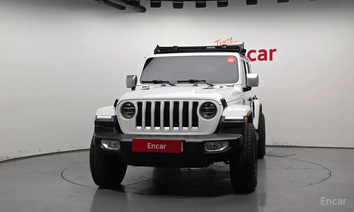 Фото 3 - Jeep Wrangler