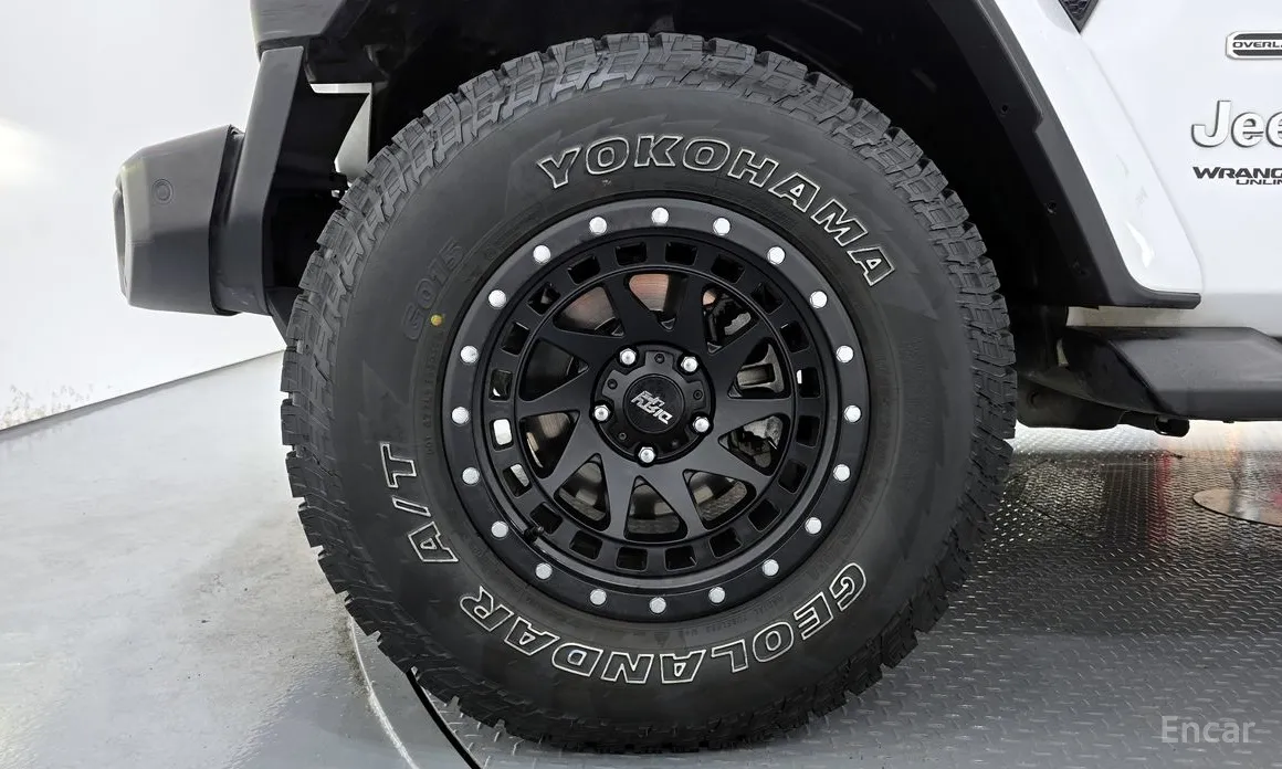 Фото 5 - Jeep Wrangler