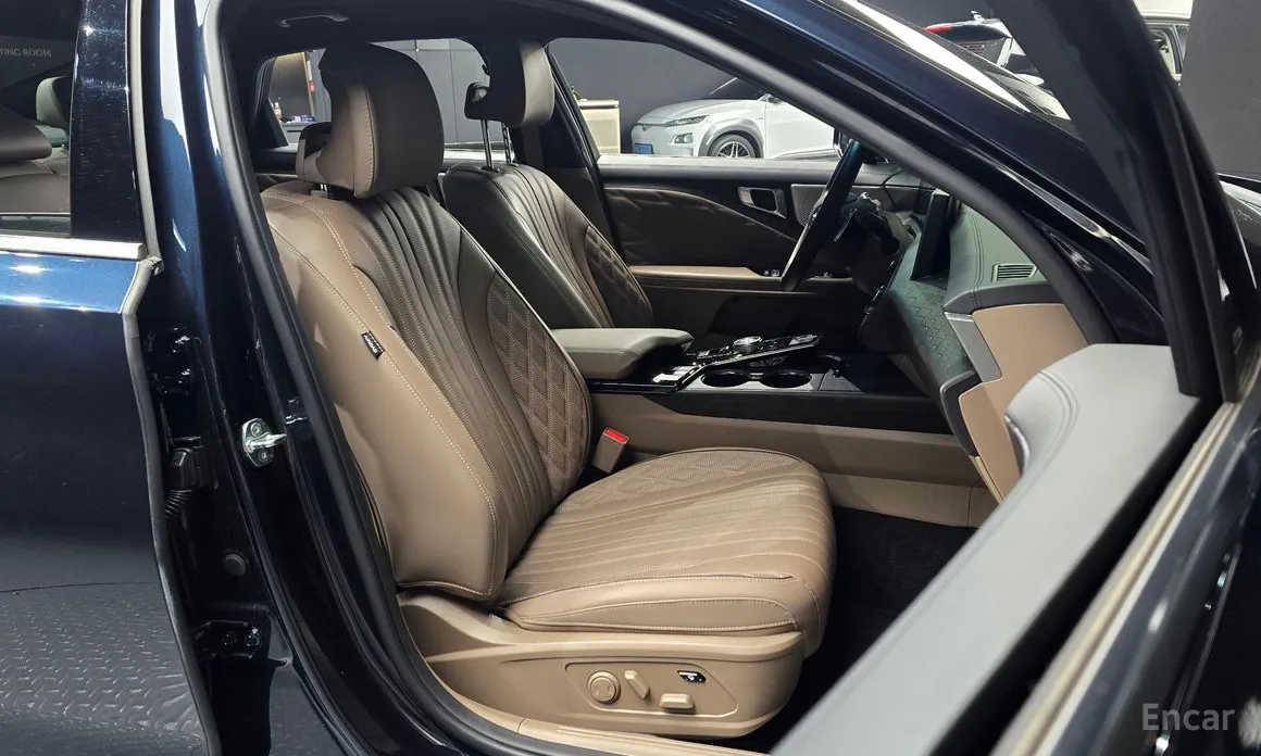 Фото 10 - Kia K8