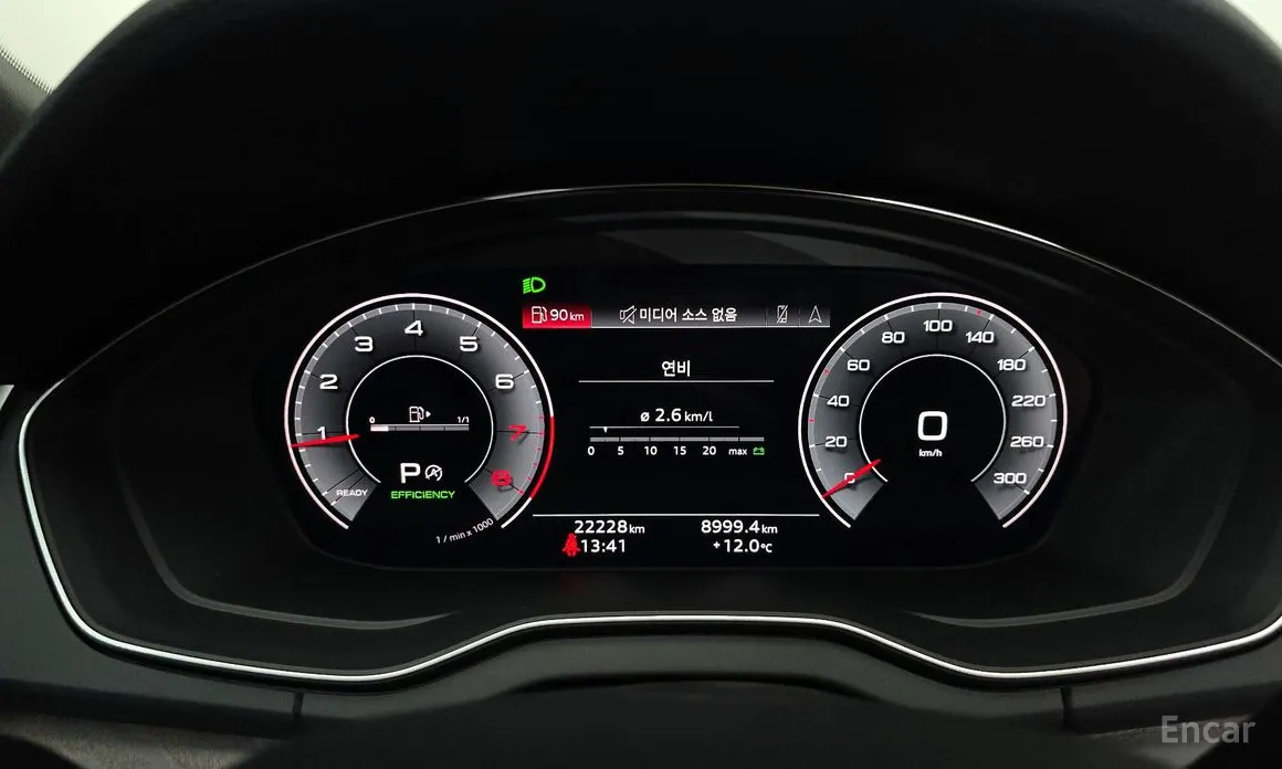 Фото 8 - Audi Q5