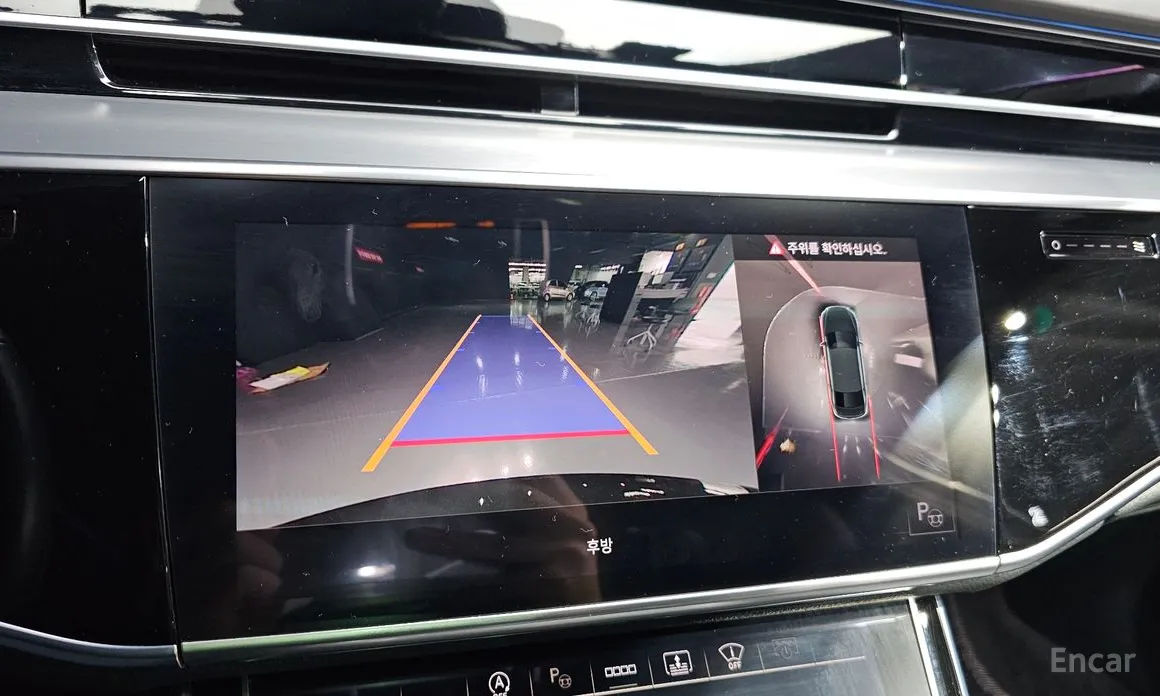 Фото 16 - Audi A8