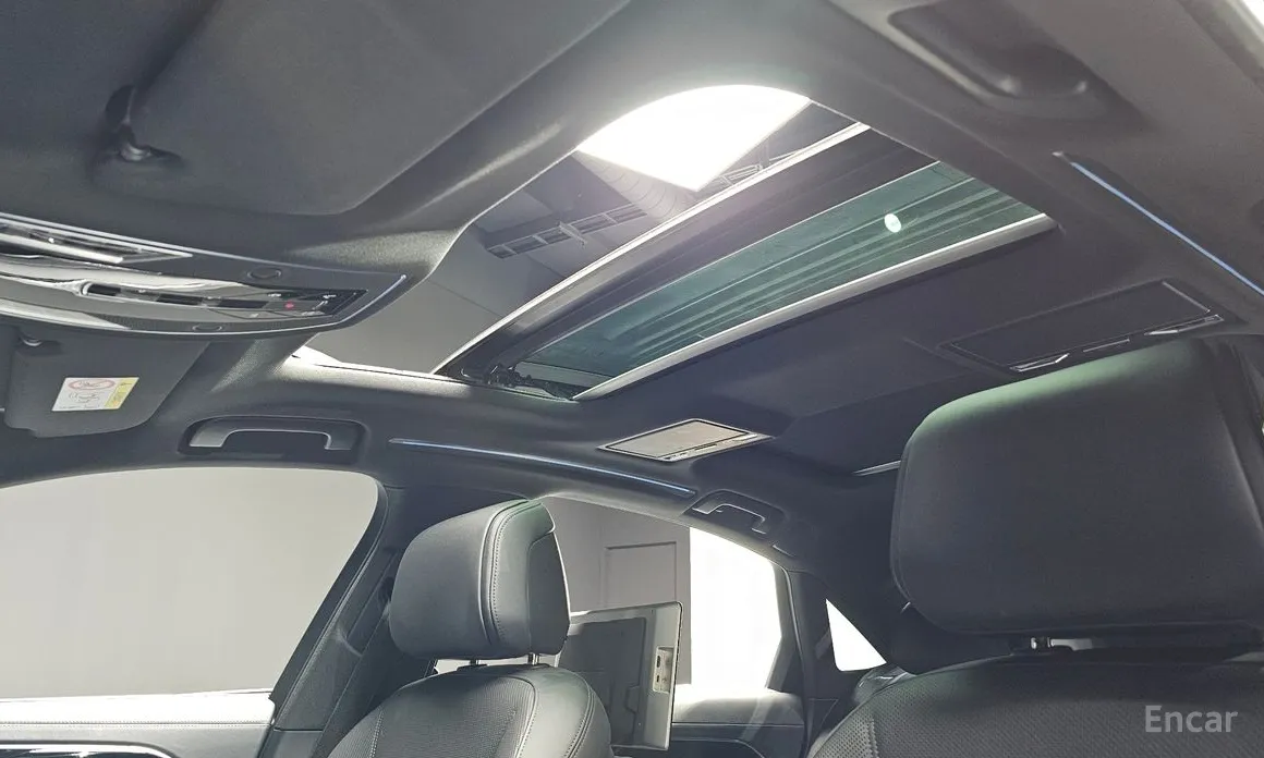 Фото 18 - Audi A8