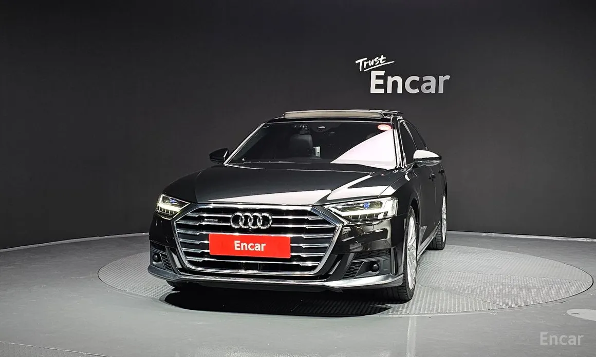 Фото 3 - Audi A8