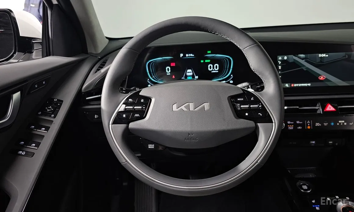 Фото 13 - Kia Niro