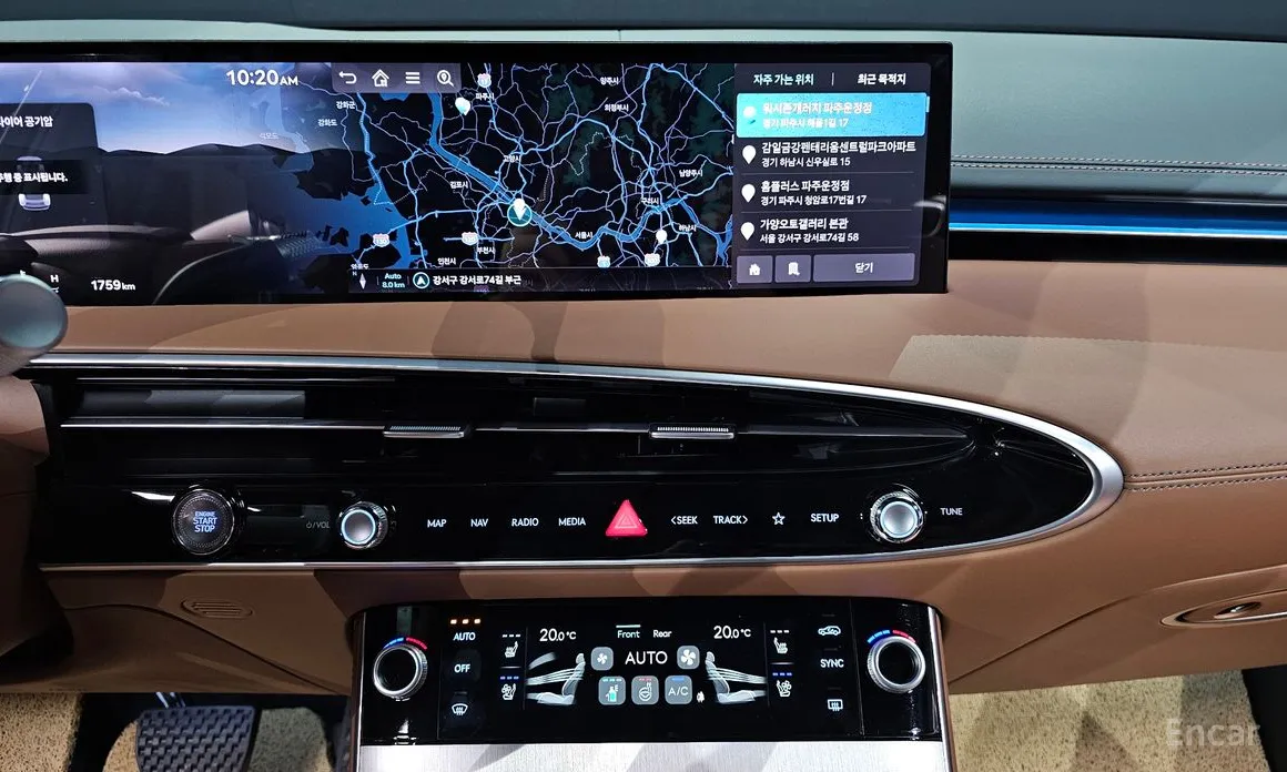 Фото 14 - Genesis GV70