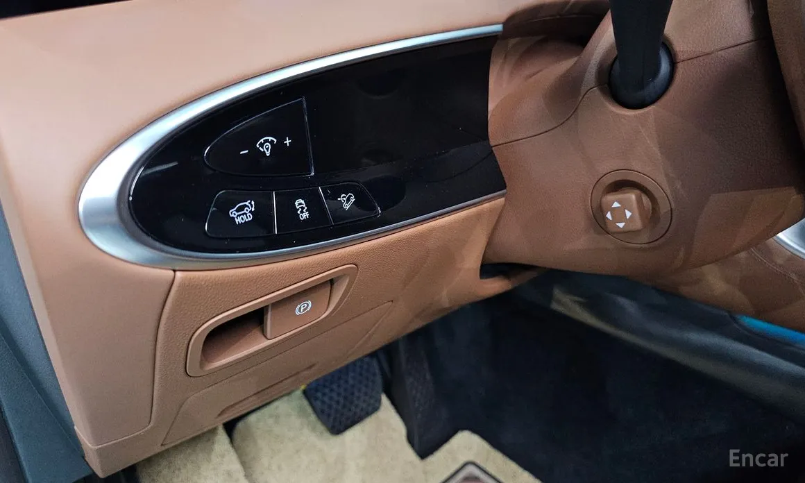 Фото 18 - Genesis GV70