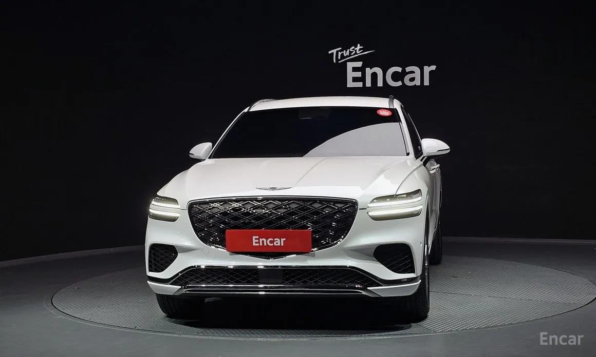 Фото 3 - Genesis GV70