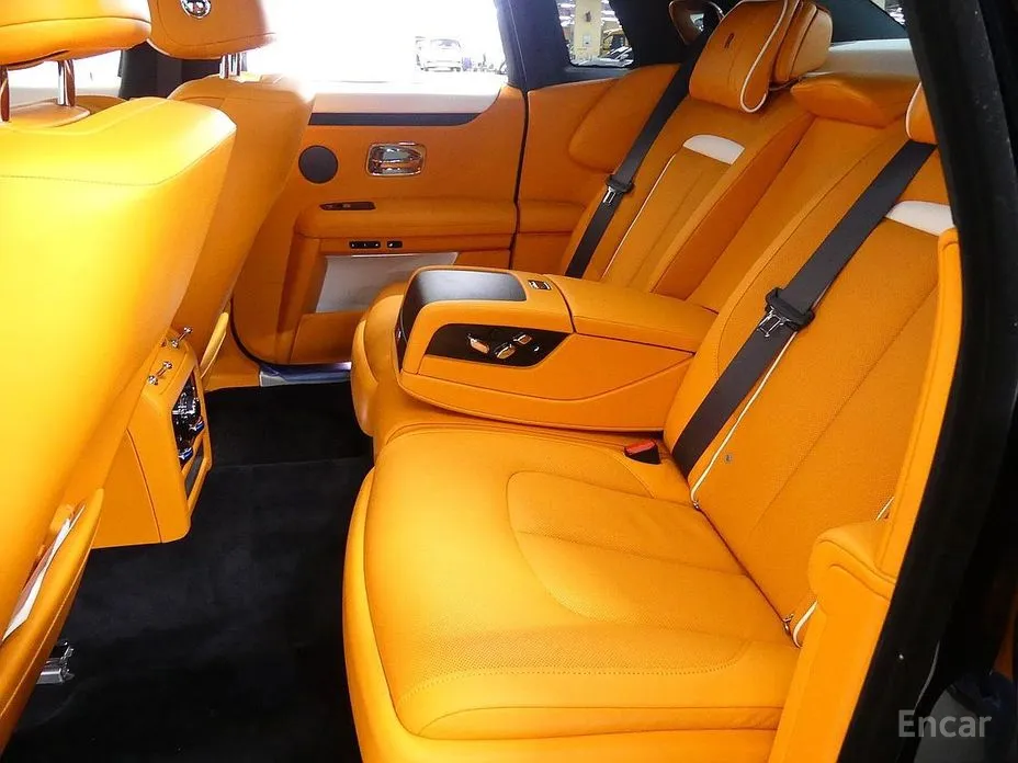 Фото 10 - Rolls-Royce Ghost