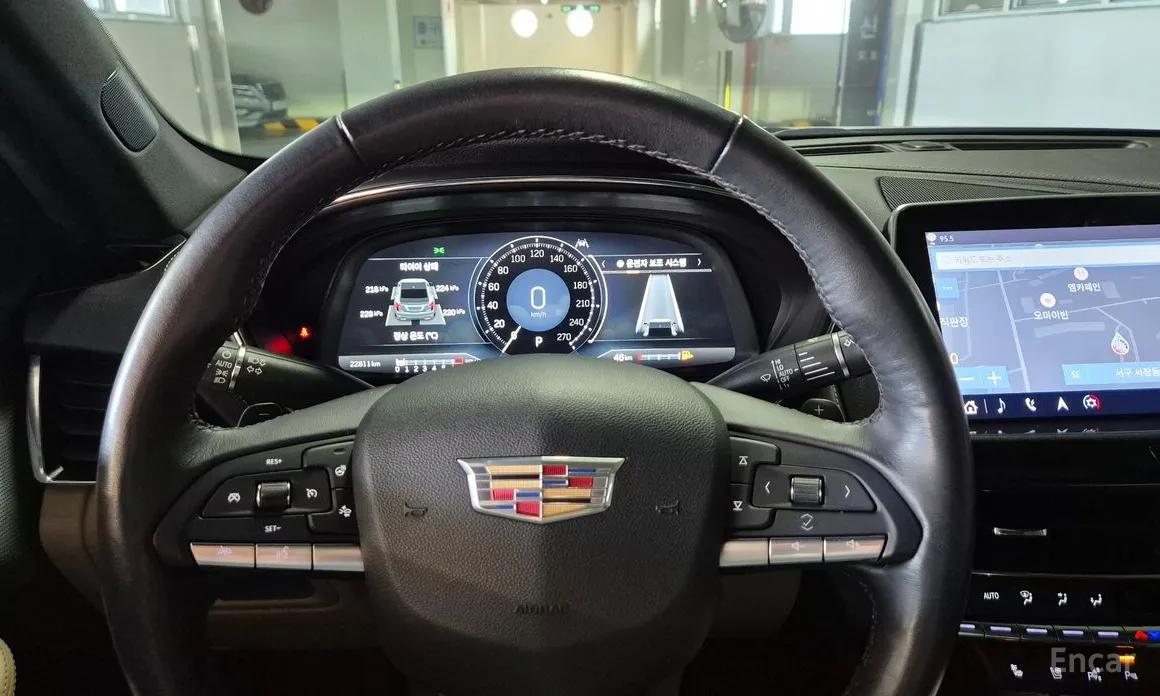 Фото 18 - Cadillac CT5