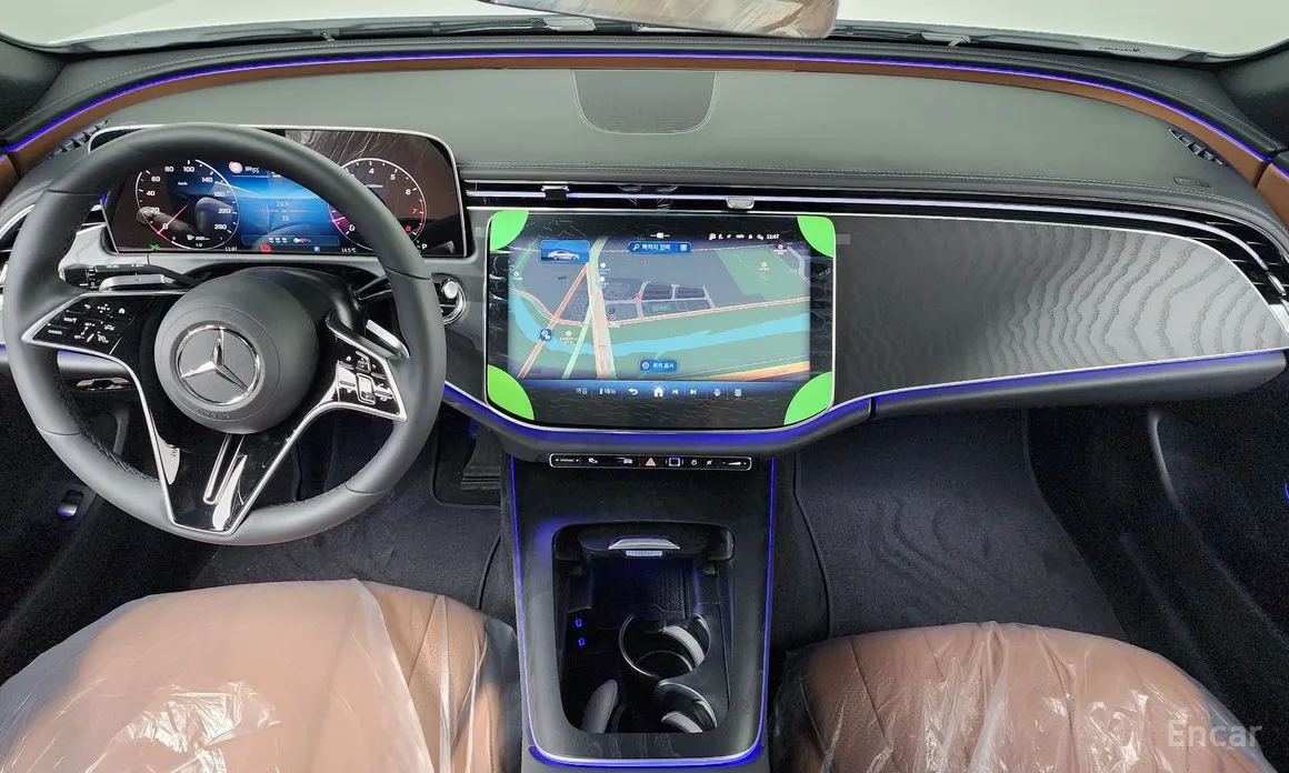 Фото 7 - Mercedes-Benz E-Class