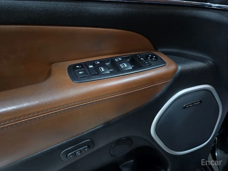 Фото 15 - Jeep Cherokee