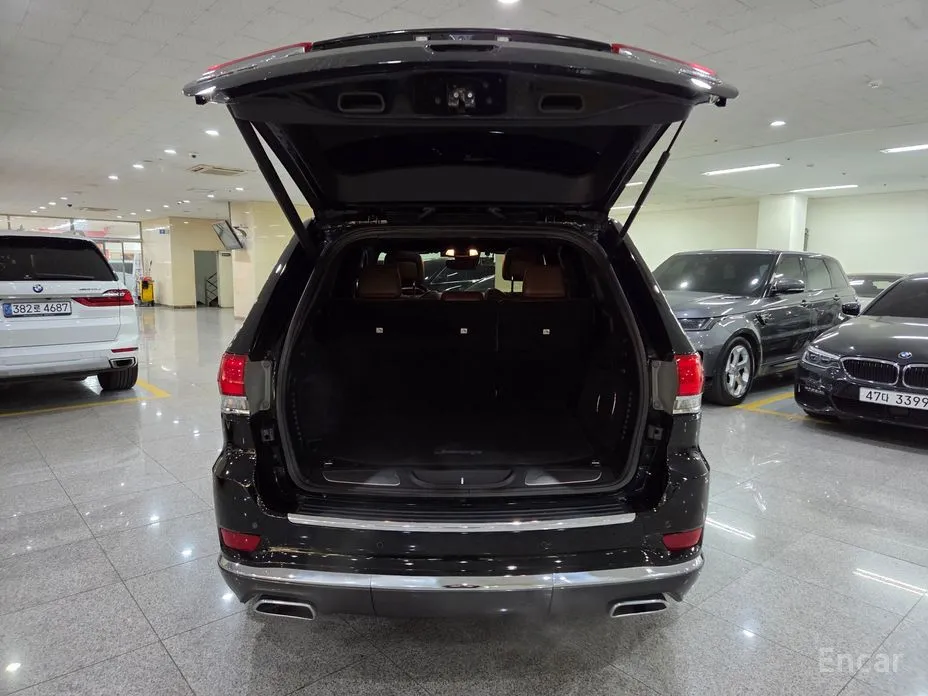 Фото 19 - Jeep Cherokee