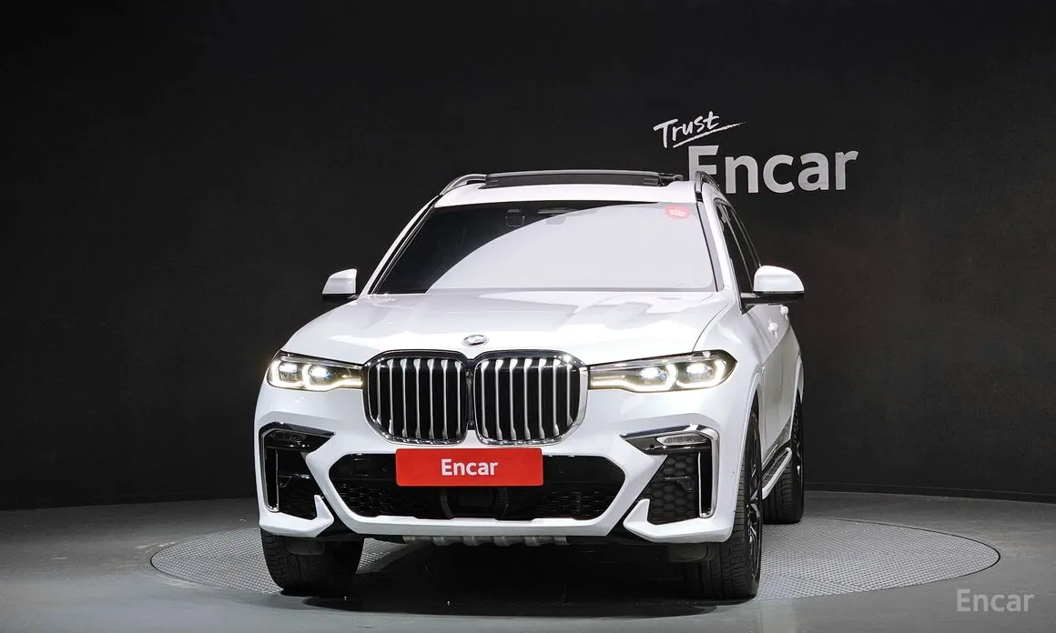 Фото 3 - BMW X7