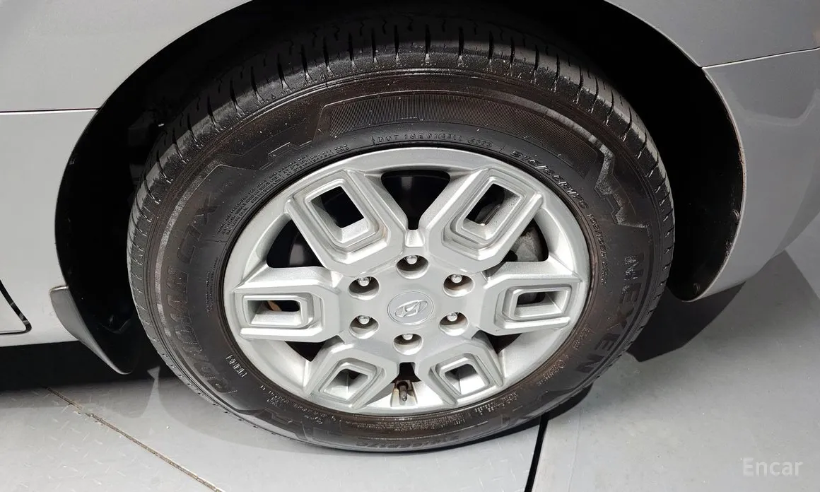 Фото 5 - Hyundai Staria