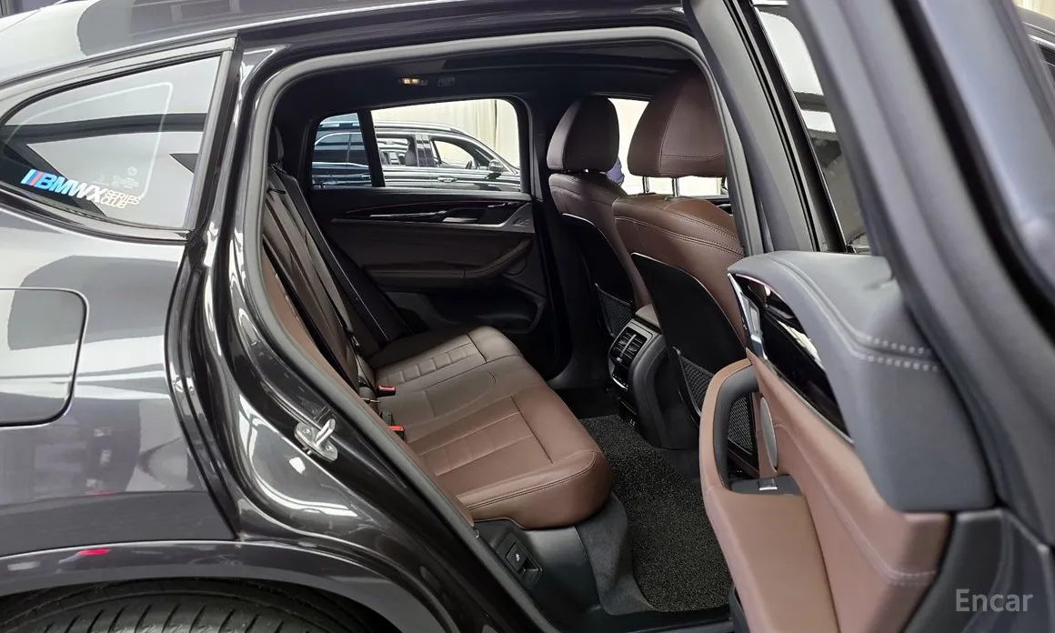 Фото 12 - BMW X4