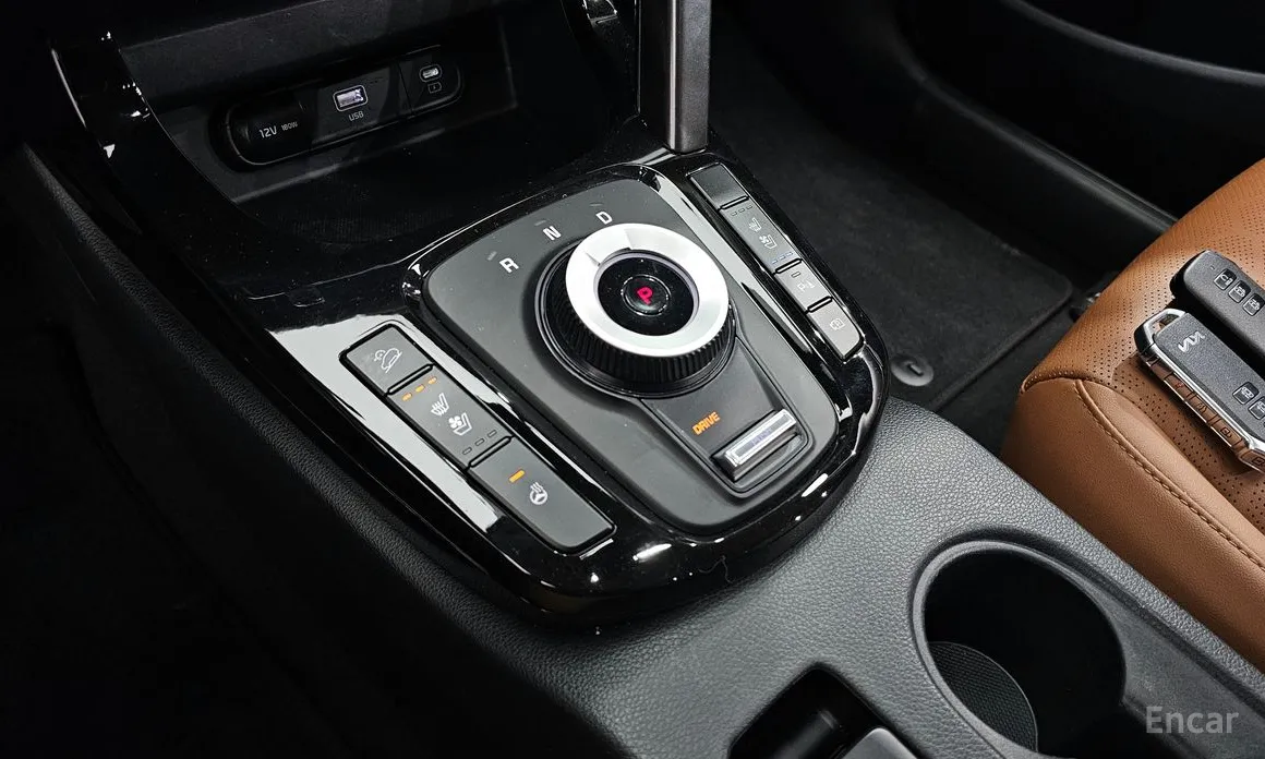 Фото 9 - Kia Seltos