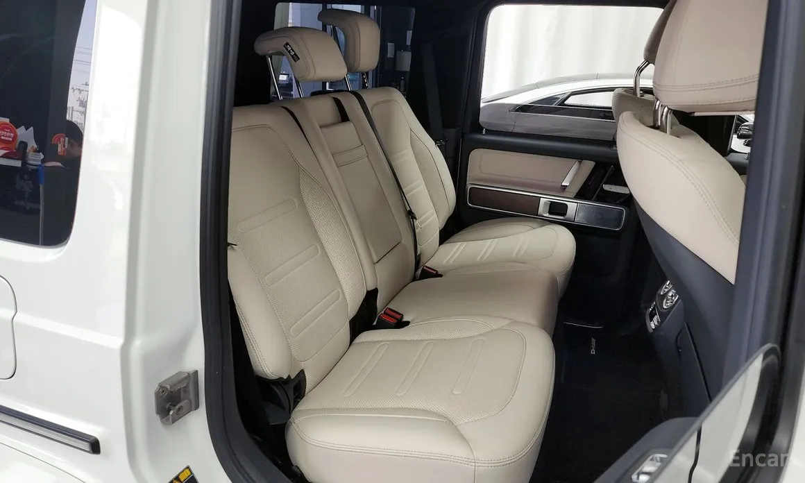 Фото 12 - Mercedes-Benz G-Class