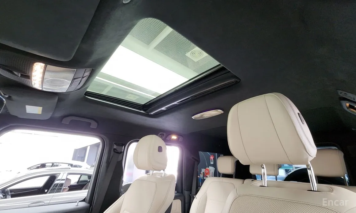 Фото 19 - Mercedes-Benz G-Class