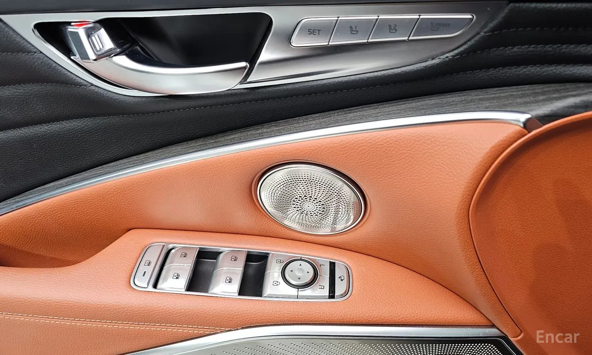 Фото 12 - Kia K9