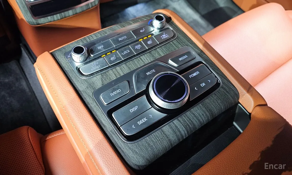 Фото 19 - Kia K9