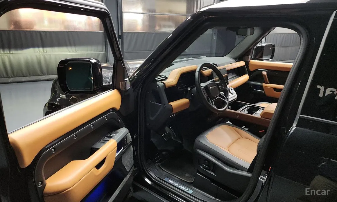 Фото 10 - Land Rover Defender