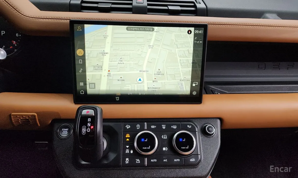 Фото 14 - Land Rover Defender