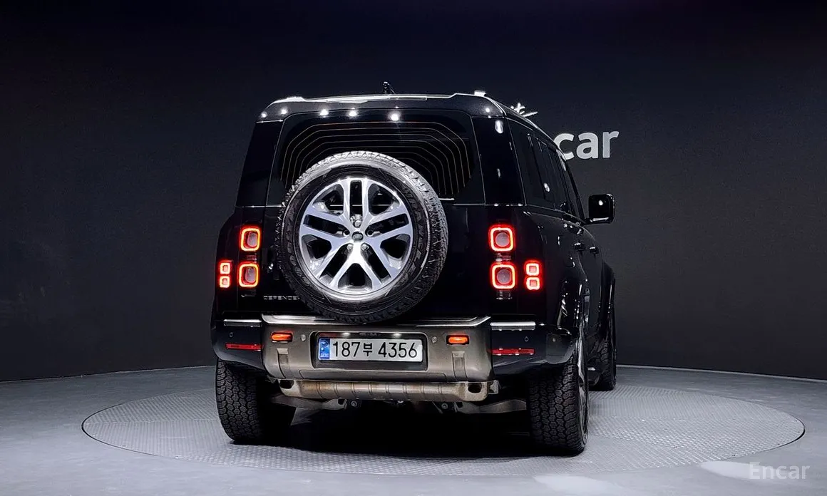 Фото 4 - Land Rover Defender