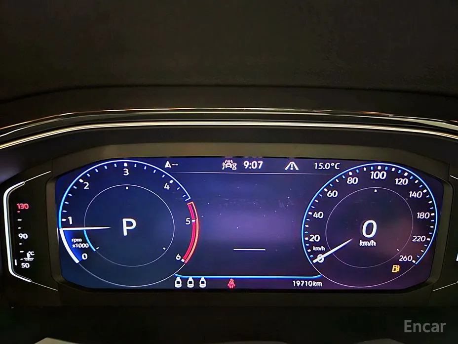 Фото 8 - Volkswagen T-Roc