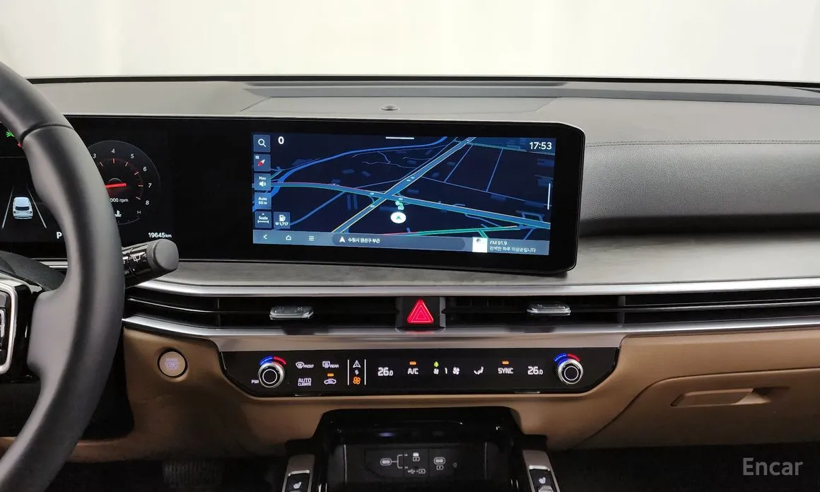 Фото 14 - Kia Sorento