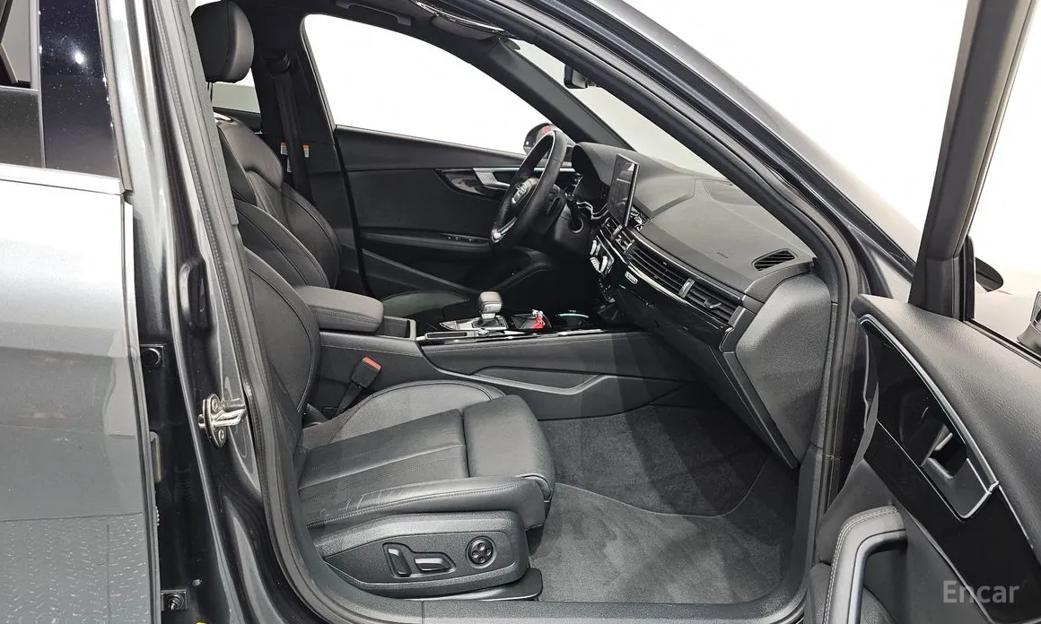 Фото 11 - Audi A4