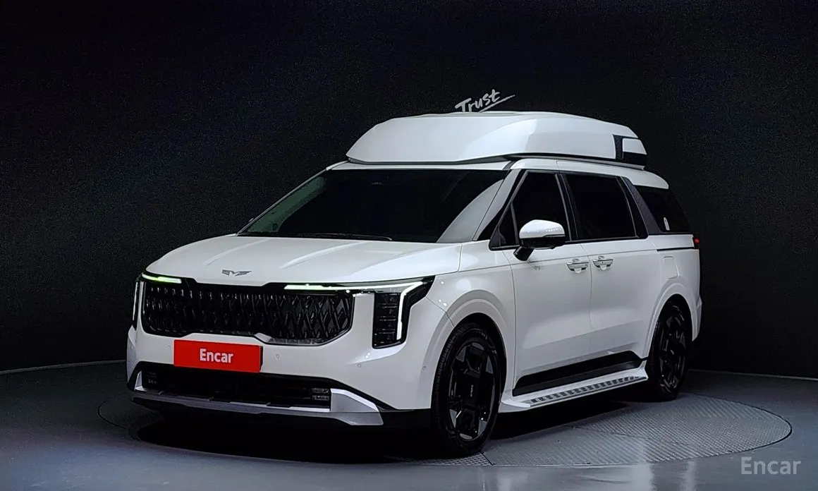 Фото 1 - Kia Carnival