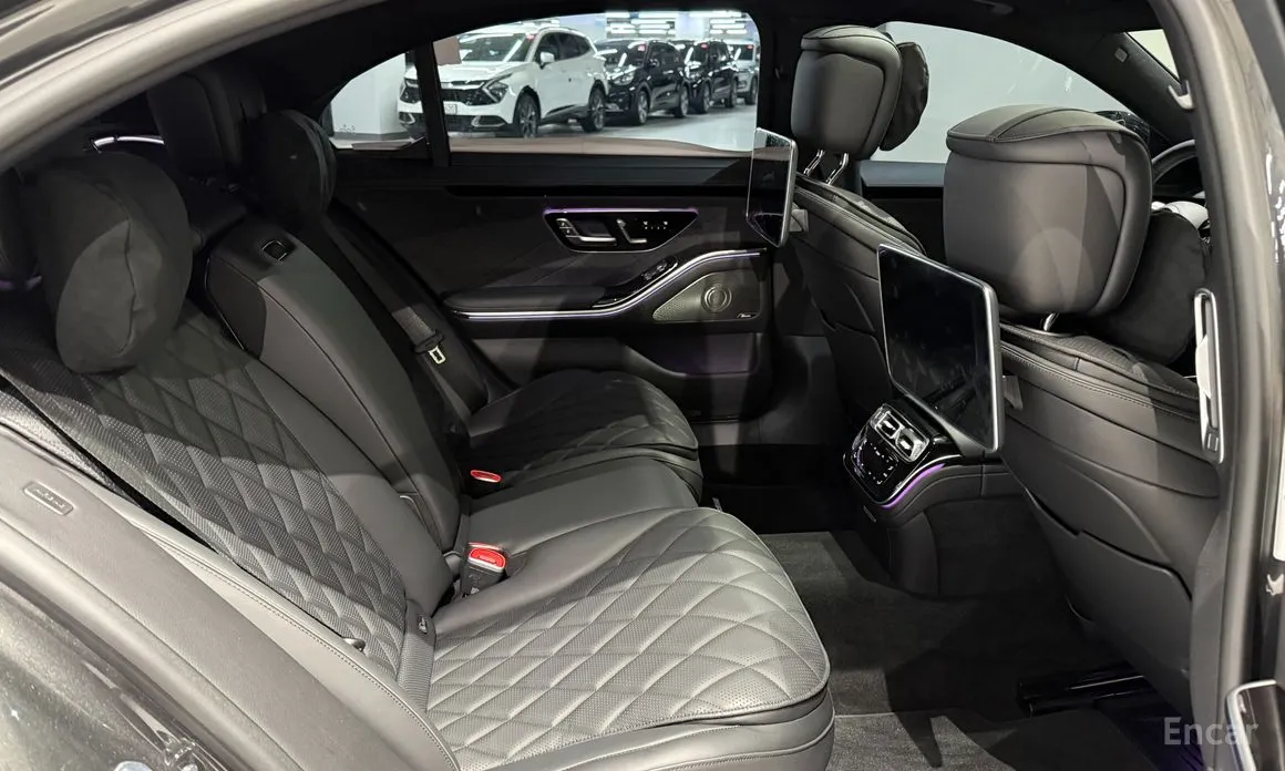 Фото 9 - Mercedes-Benz S-Class