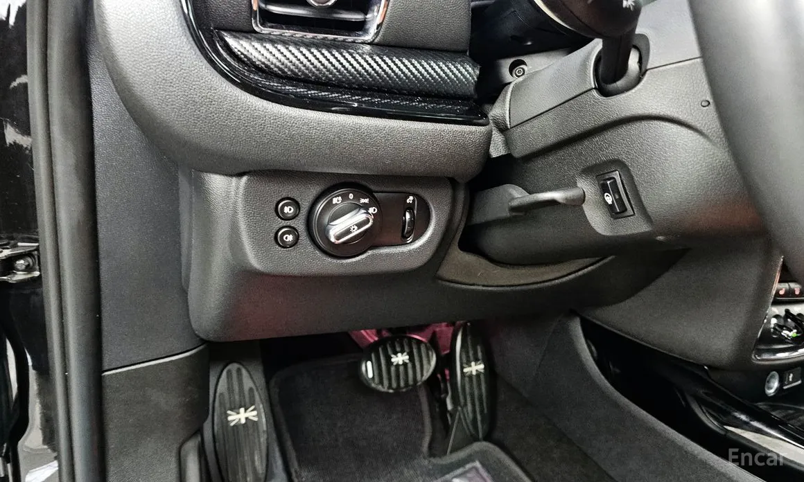 Фото 16 - Mini Clubman