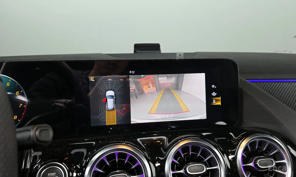 Фото 14 - Mercedes-Benz GLA-Class