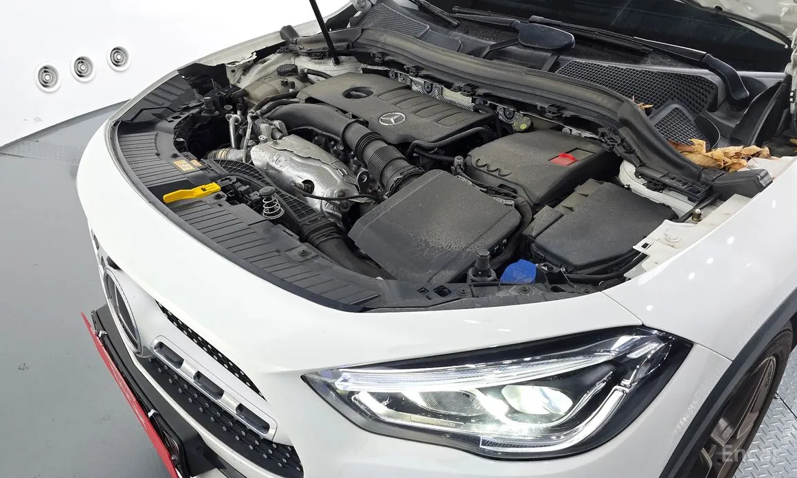 Фото 6 - Mercedes-Benz GLA-Class