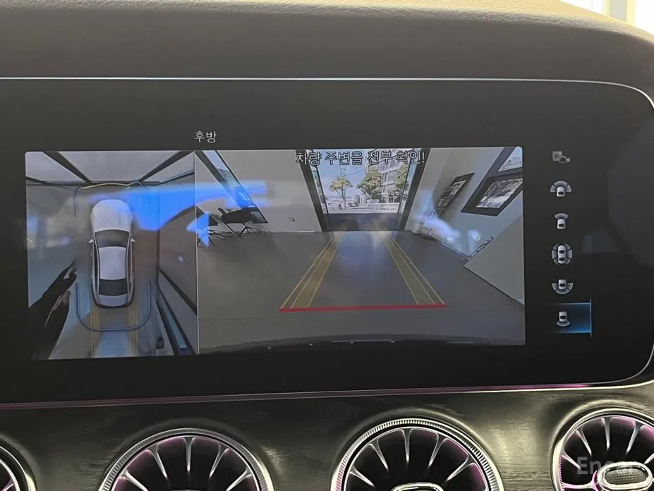 Фото 15 - Mercedes-Benz CLS-Class