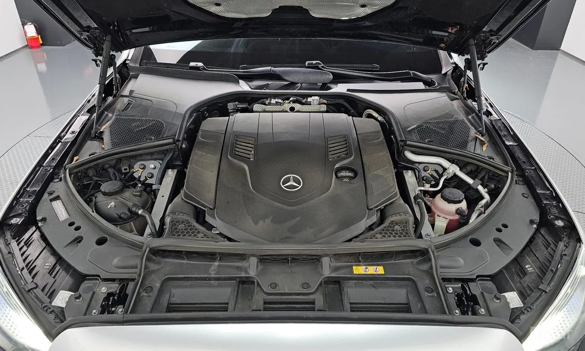 Фото 6 - Mercedes-Benz S-Class