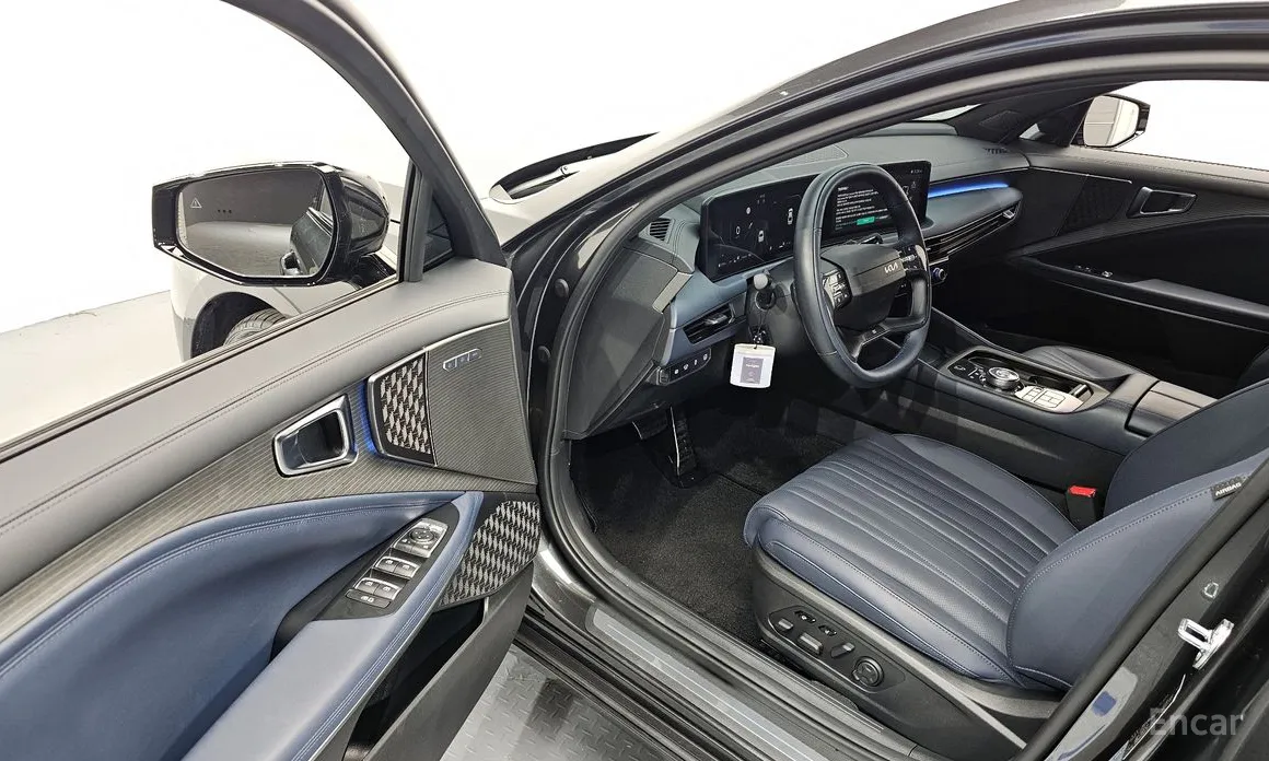 Фото 10 - Kia K8