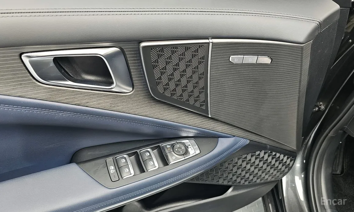 Фото 14 - Kia K8