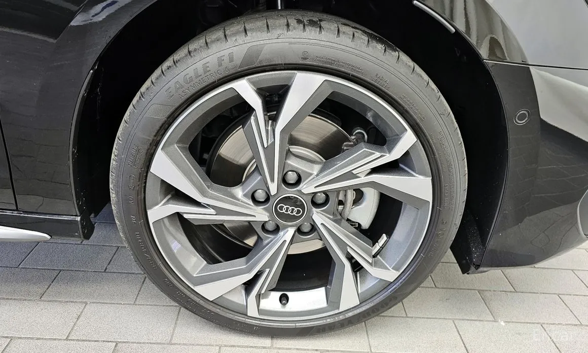 Фото 5 - Audi A3