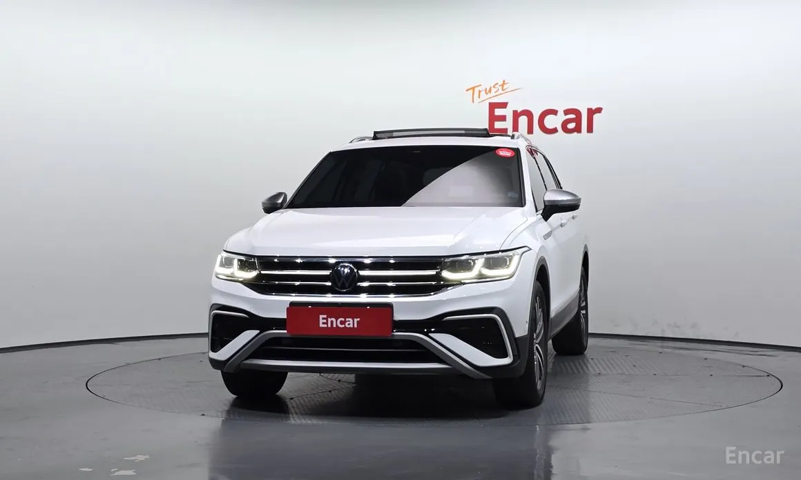 Фото 3 - Volkswagen Tiguan