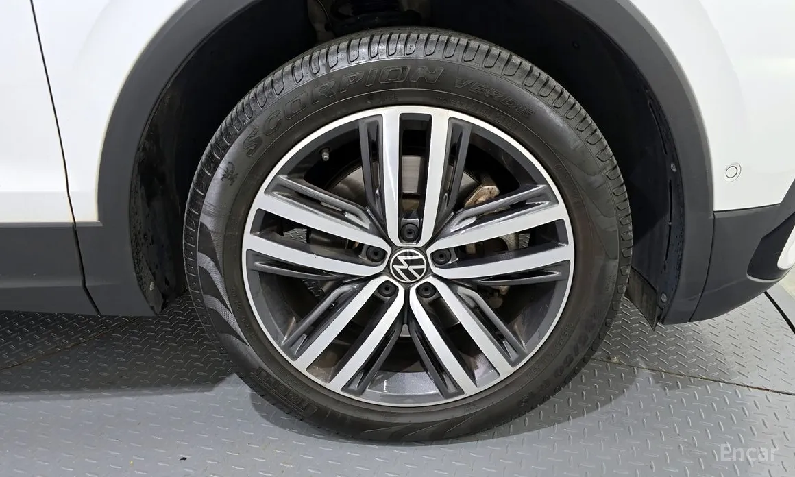 Фото 5 - Volkswagen Tiguan