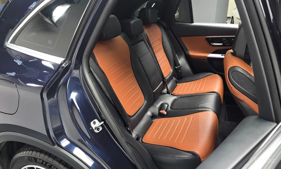 Фото 11 - Mercedes-Benz GLC-Class