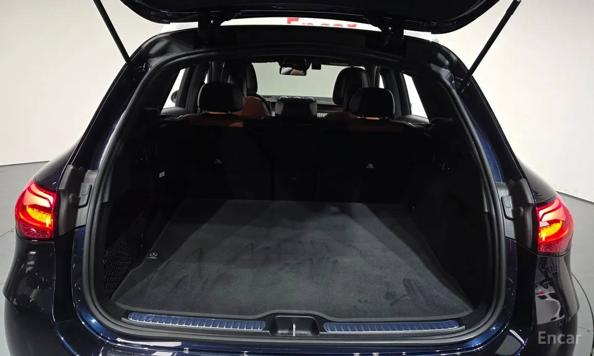 Фото 20 - Mercedes-Benz GLC-Class